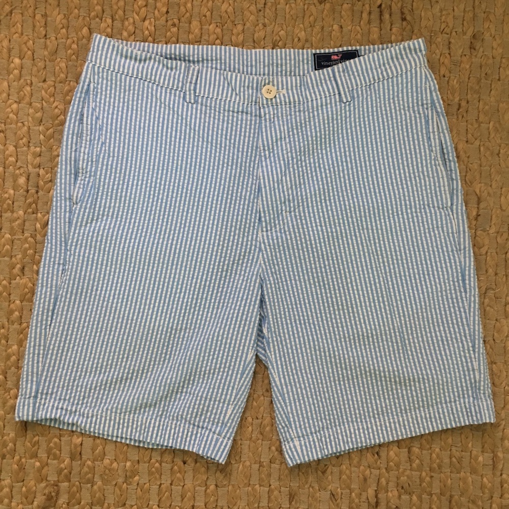 Vineyard Vines men’s shorts